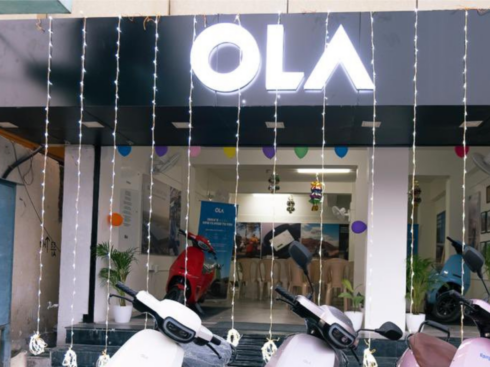 Ola Electric Multiplies Total Experience Centres To 600 In 8 Months