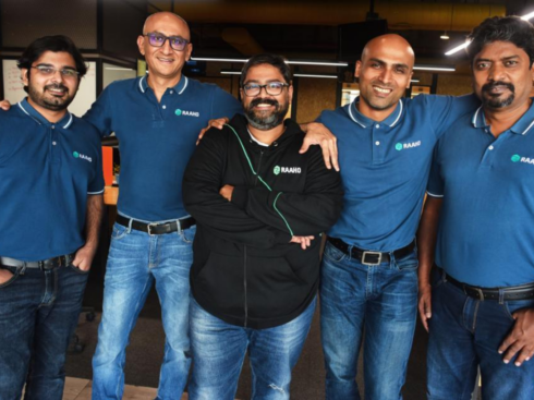 Raaho Bags Funding From IP Ventures, Vijay Shekhar Sharma To Connect Truckers With Shippers