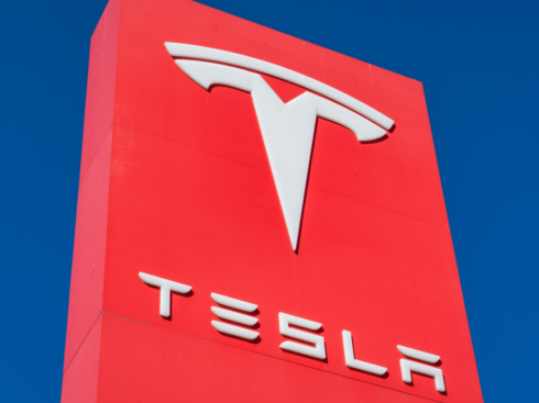 Tesla In Talks To Set Up Battery Storage Factory In India